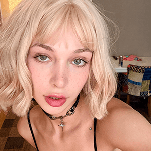 @cutievaa